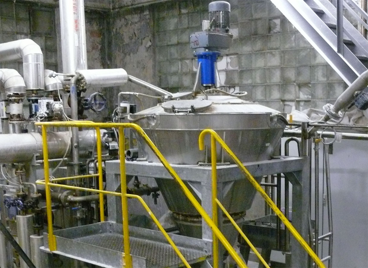 Manufacturer and Exporter of Pulp and Paper Machinery