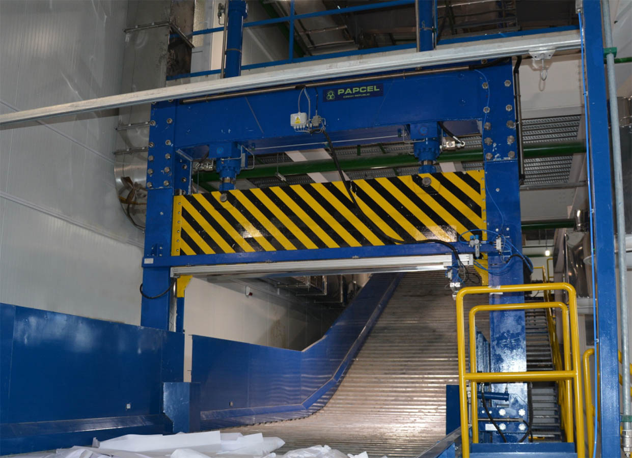 Manufacturer and Exporter of Pulp and Paper Machinery